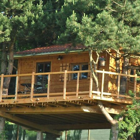 Chaussan L'Etournelle - Cabane Perchee מראה חיצוני תמונה